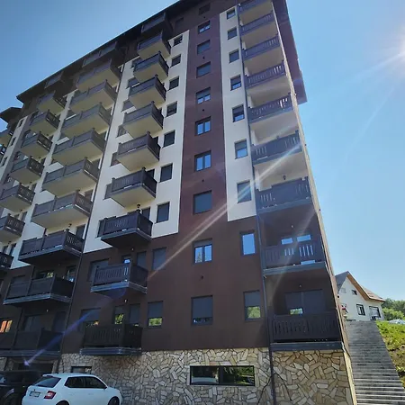 Vila#borova#800m Holiday home Zlatibor