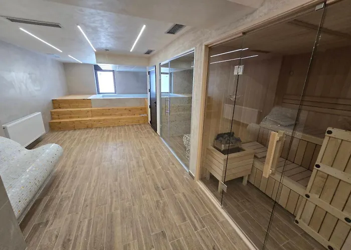 Vila#borova#800m 別荘 *